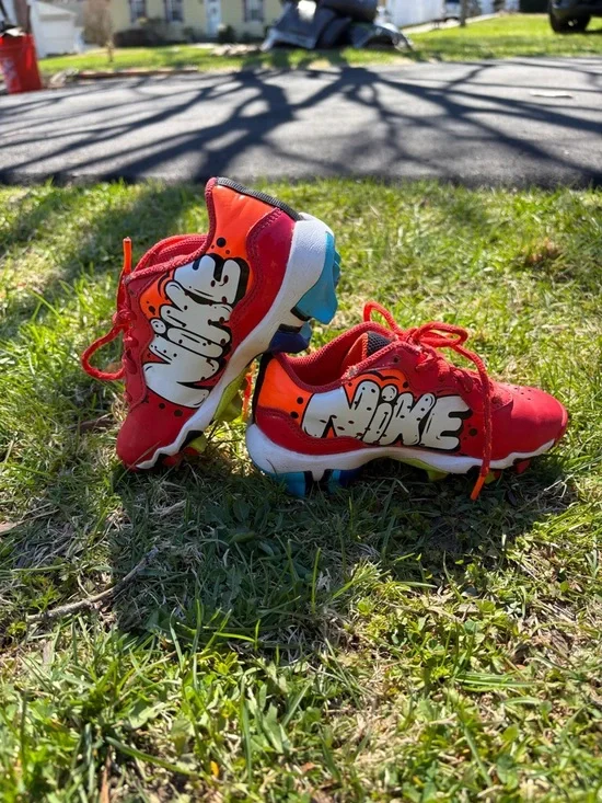 Nike Kids Red and Orange Soccer Cleats - Picture 2 of 4